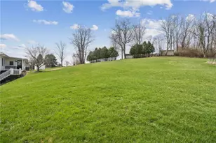 107 Heather Ln, Manor Township, PA 16201 - Photo 3