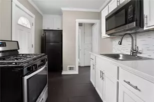 817 Elizabeth St, Wilkins Township, PA 15221 - Photo 15