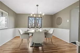 1253 Earlford Dr, Pittsburgh, PA 15227 - Photo 11