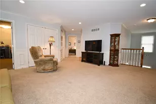 2013 Croghan Dr, Collier Township, PA 15106 - Photo 23