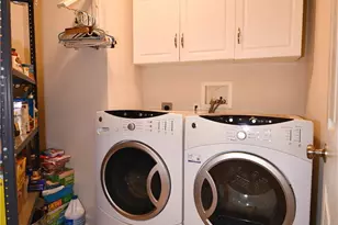 2013 Croghan Dr, Collier Township, PA 15106 - Photo 31