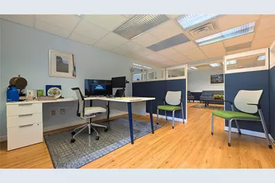 406 McKnight Park Dr, Ross Twp, PA 15237 - Photo 11