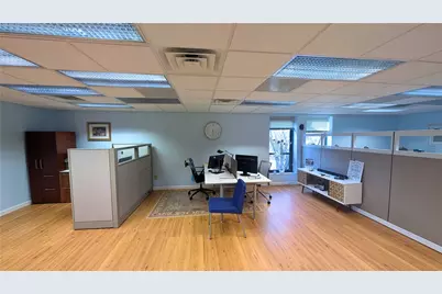 406 McKnight Park Dr, Ross Twp, PA 15237 - Photo 13