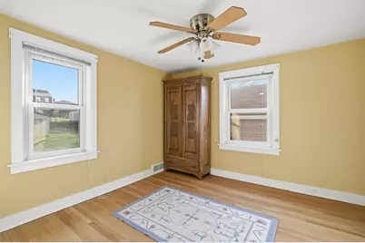 2208 Delaware Ave, Pittsburgh, PA 15218 - Photo 17