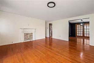 2709 Tillia St, Pittsburgh, PA 15101 - Photo 3