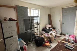 330 Iowa Ave, Glassport, PA 15045 - Photo 7