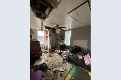 330 Iowa Ave, Glassport, PA 15045 - Photo 5