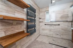 6100 Wellesley Ave, Pittsburgh, PA 15206 - Photo 33