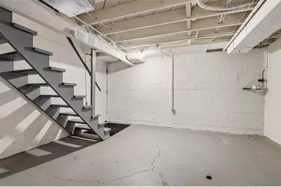 5843 Wilson Dr, Bethel Park, PA 15102 - Photo 23