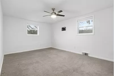 5843 Wilson Dr, Bethel Park, PA 15102 - Photo 17