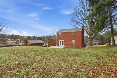 5843 Wilson Dr, Bethel Park, PA 15102 - Photo 27