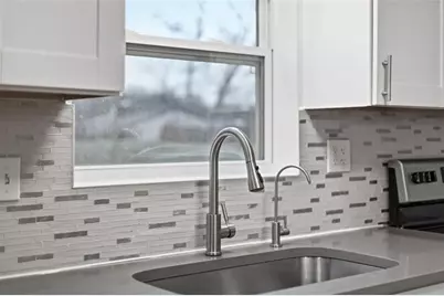 5843 Wilson Dr, Bethel Park, PA 15102 - Photo 13