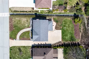 4353 E Barlind Dr, Pittsburgh, PA 15227 - Photo 31