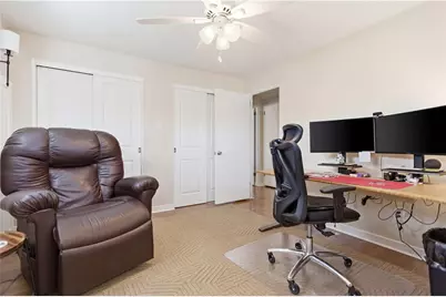 4353 E Barlind Dr, Pittsburgh, PA 15227 - Photo 15