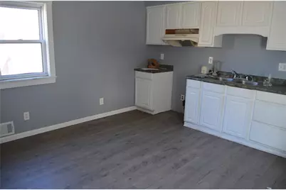 639 Washington Ave, Charleroi Boro, PA 15022 - Photo 17