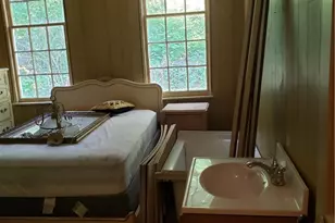 1318 Halsey Pl, Marshall Shadeland, PA 15212 - Photo 13