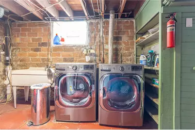 923 Vermont Ave, Glassport, PA 15045 - Photo 25