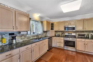 301 Wingate Dr, Robinson Twp, PA 15205 - Photo 21