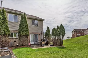 301 Wingate Dr, Robinson Twp, PA 15205 - Photo 5