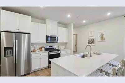 156 River Ridge Dr, Moon/Crescent Twp, PA 15108 - Photo 9