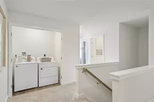 156 River Rdg Dr, Moon/Crescent Twp, PA 15108 - Photo 9