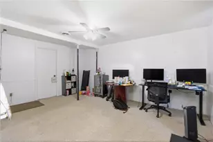 63 Bock Ln, Baden, PA 15005 - Photo 23