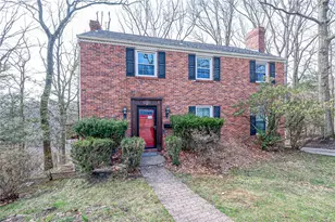 138 Timberlane Dr, Ross Twp, PA 15229 - Photo 1