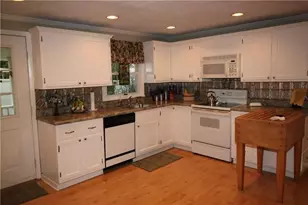 3753 Evergreen Dr, Monroeville, PA 15146 - Photo 17