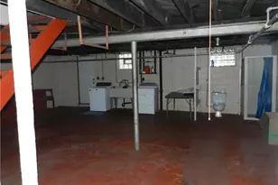 1933 Pennsylvania Ave, West Mifflin, PA 15122 - Photo 25