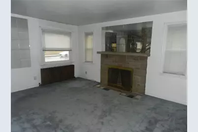 1933 Pennsylvania Ave, West Mifflin, PA 15122 - Photo 7