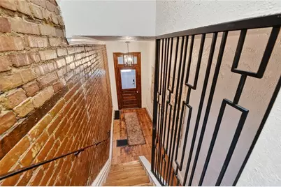 1113 Linden Pl, Pittsburgh, PA 15212 - Photo 5