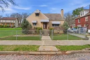 127 Amelia St, McKees Rocks, PA 15136 - Photo 1