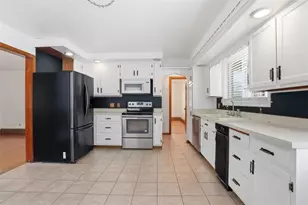 127 Amelia St, McKees Rocks, PA 15136 - Photo 11