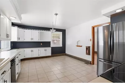 127 Amelia St, McKees Rocks, PA 15136 - Photo 9