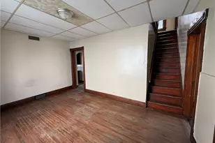 1613 Hanna St, New Castle, PA 16102 - Photo 3