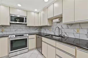 5600 Munhall Rd, Pittsburgh, PA 15217 - Photo 1