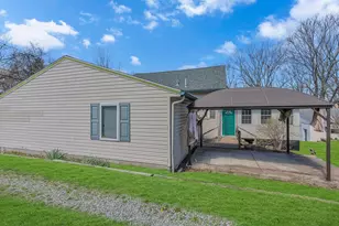 914 18th Ave, Beaver Falls, PA 15010 - Photo 3