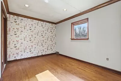 239 Byron Rd, Ross Twp, PA 15237 - Photo 17