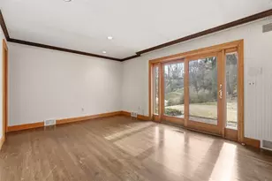 239 Byron Rd, Ross Twp, PA 15237 - Photo 7