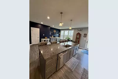 183 Moyer Hill Dr, Cranberry Township, PA 16066 - Photo 3