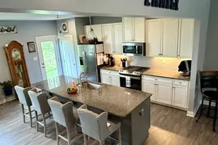 183 Moyer Hill Dr, Cranberry Township, PA 16066 - Photo 5