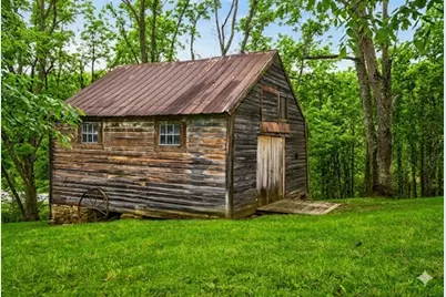 395 McGuffey Rd, West Alexander, PA 15376 - Photo 7