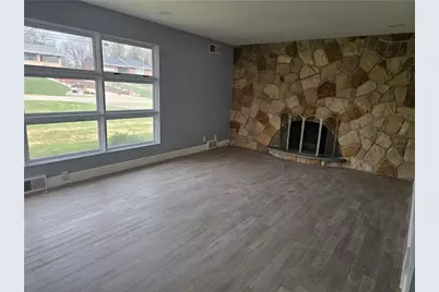 392 Center Grange Road, Center Township, PA 15061 - Photo 11