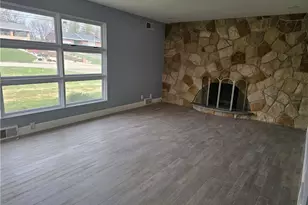 392 Center Grange Rd, Center Township, PA 15061 - Photo 11