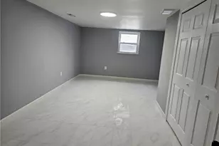 392 Center Grange Rd, Center Township, PA 15061 - Photo 21