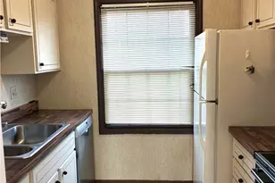 680 Carriage Cir, Pittsburgh, PA 15205 - Photo 7