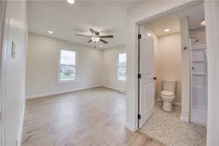 319 McKim St, Zelienople, PA 16063 - Photo 17