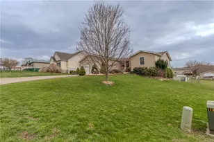 112 Colonial Ln, North Union Township, PA 15401 - Photo 5