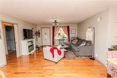 112 Colonial Ln, North Union Township, PA 15401 - Photo 23