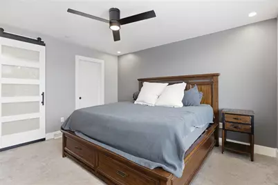 240 E Jefferson St, Pittsburgh, PA 15212 - Photo 29